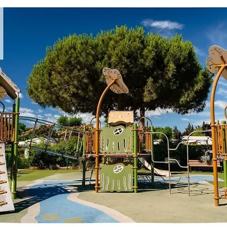 Le Casita Des Eucalyptus, Mobil-home 3 Aux Sables Du Midi A Campsite *